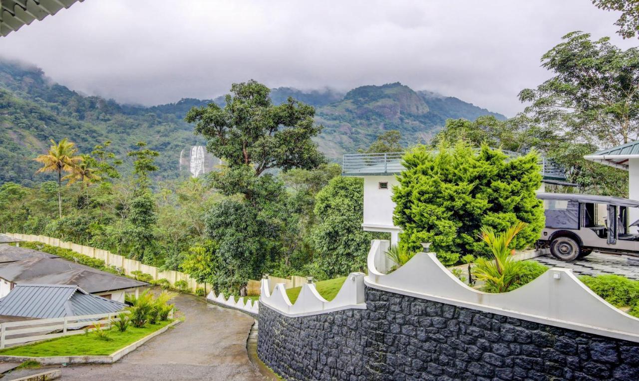 Treebo Trend Misty Garden Resorts With Mountain View Munnar Buitenkant foto