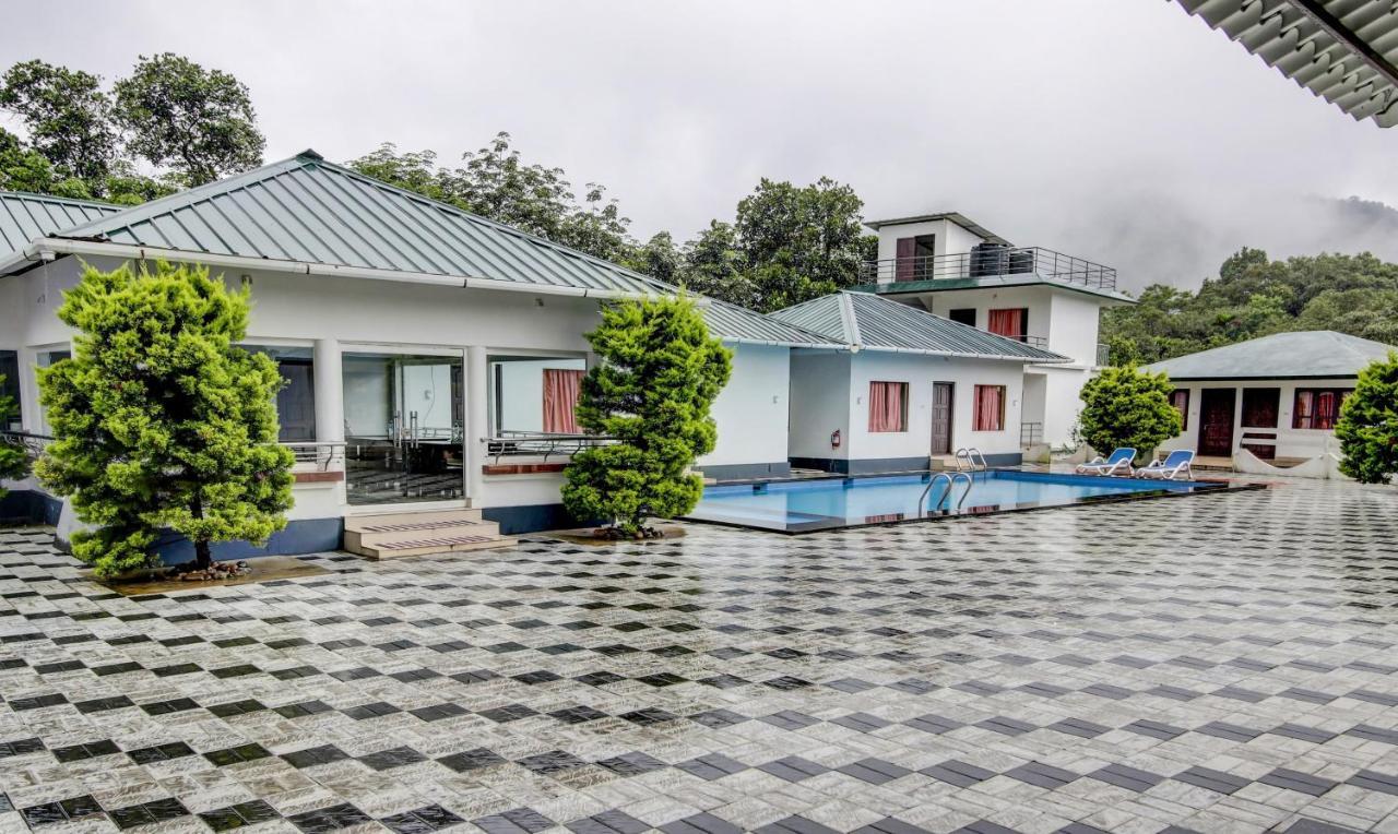 Treebo Trend Misty Garden Resorts With Mountain View Munnar Buitenkant foto