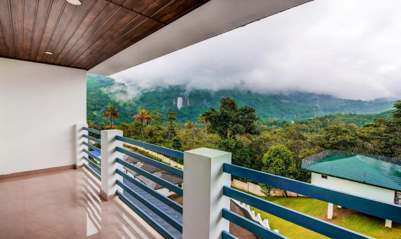 Treebo Trend Misty Garden Resorts With Mountain View Munnar Buitenkant foto