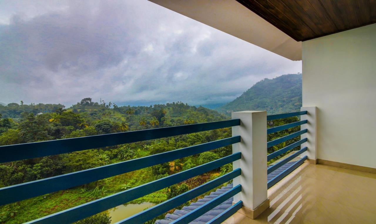 Treebo Trend Misty Garden Resorts With Mountain View Munnar Buitenkant foto